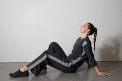 Natori Tops|Athleisure-Chi 3/4 Sleeve Top