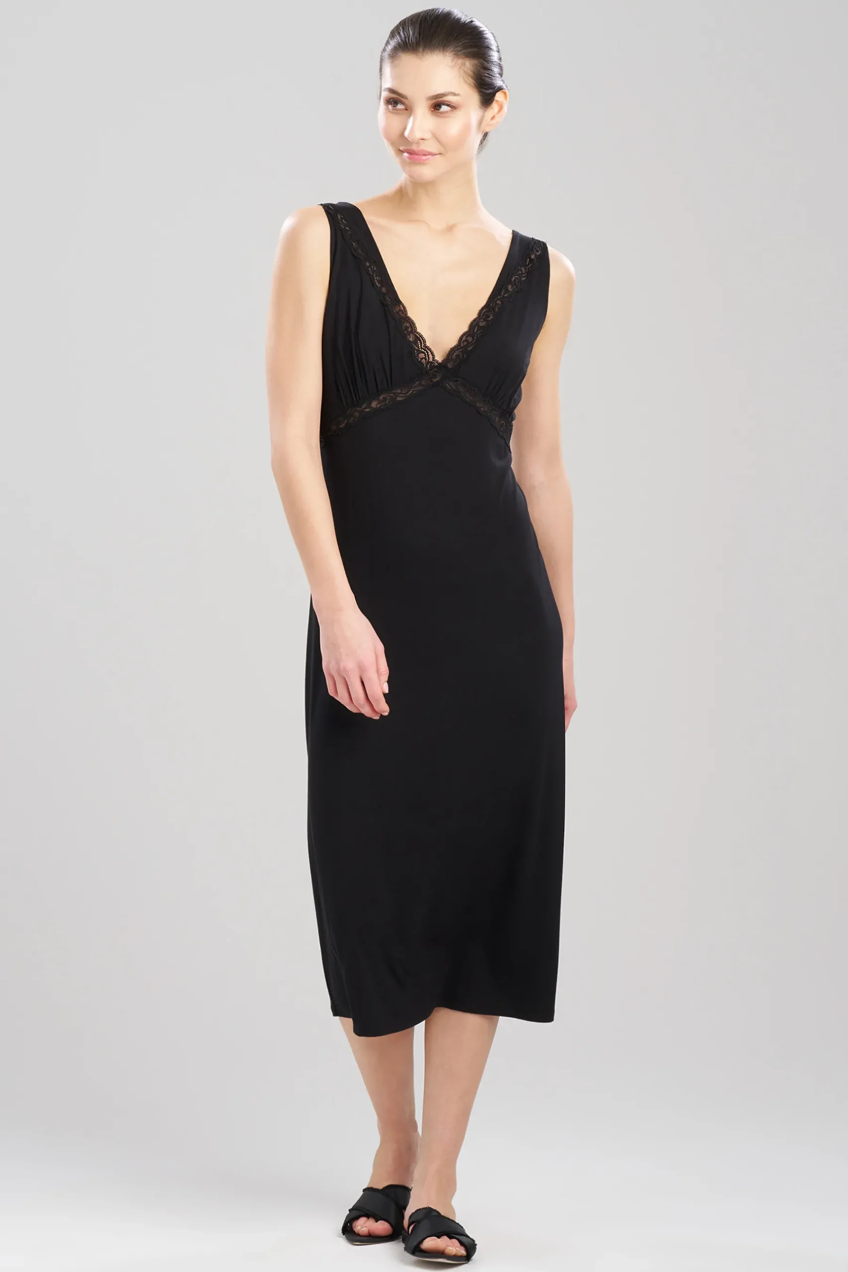 Natori Gowns-Feathers Essentials Lenzing™ Ecovero™ Viscose Lace Applique Gown