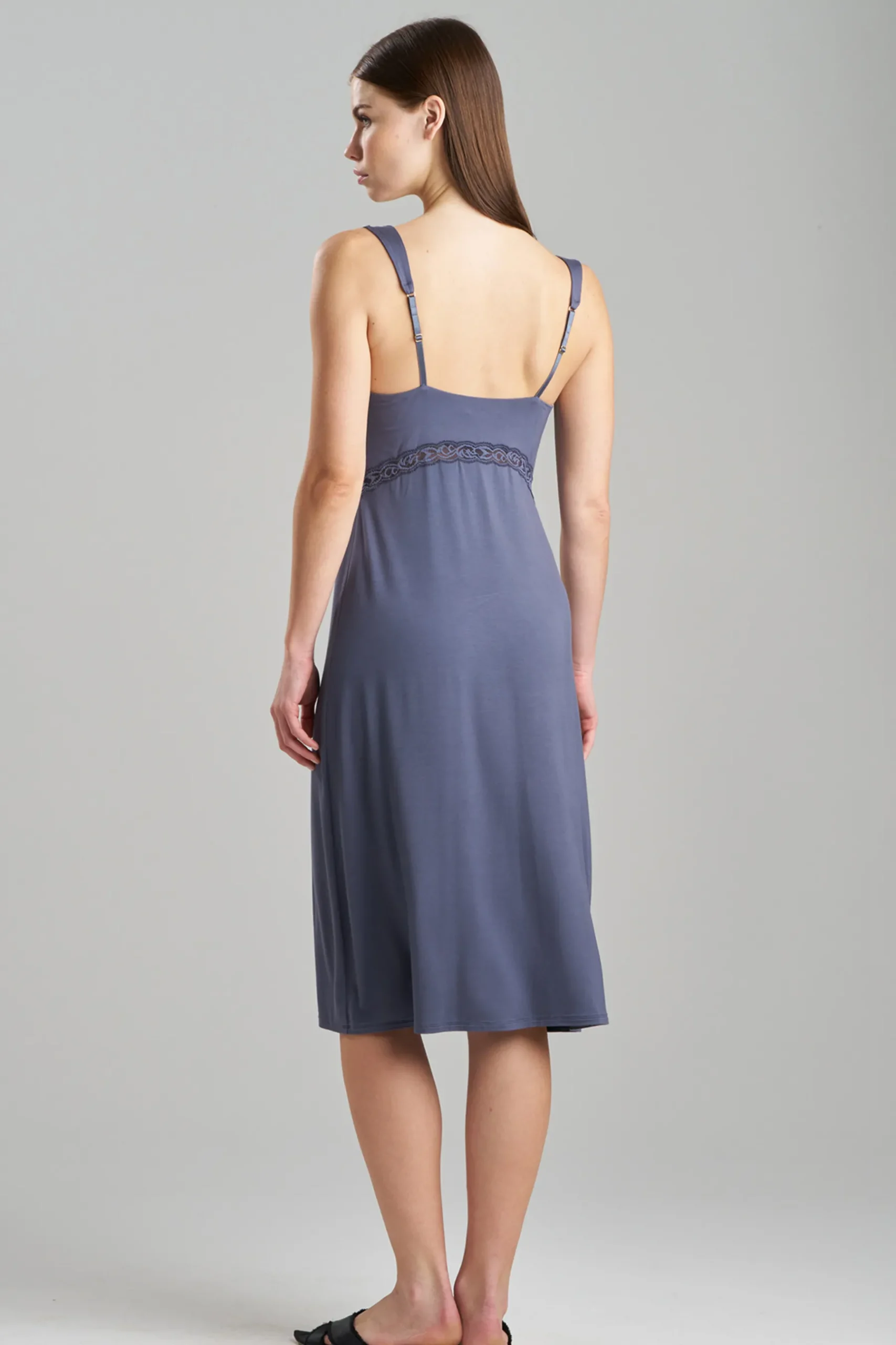 Natori Gowns-Feathers Essentials Lenzing™ Ecovero™ Viscose Lace Applique Gown