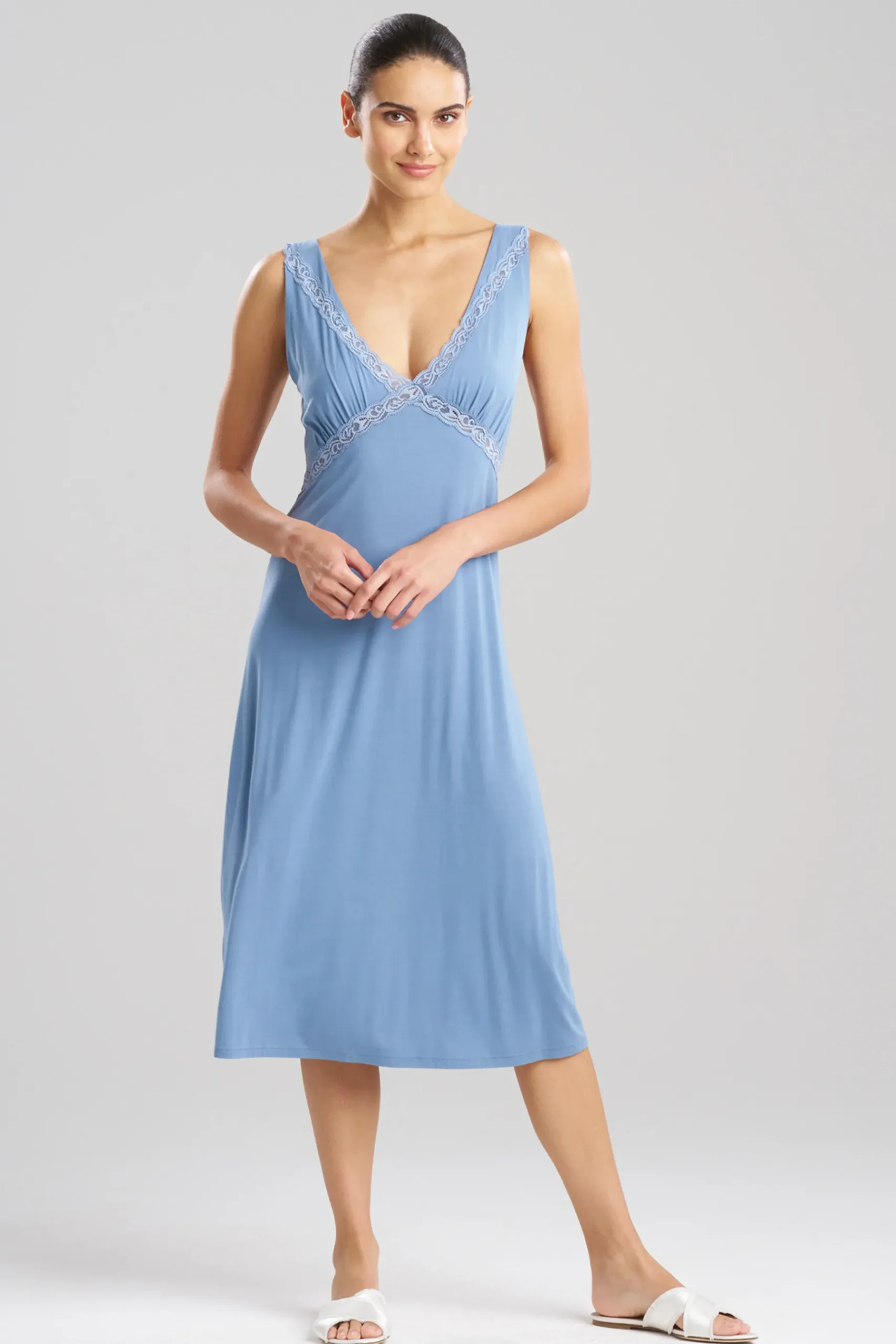 Natori Gowns-Feathers Essentials Lenzing™ Ecovero™ Viscose Lace Applique Gown
