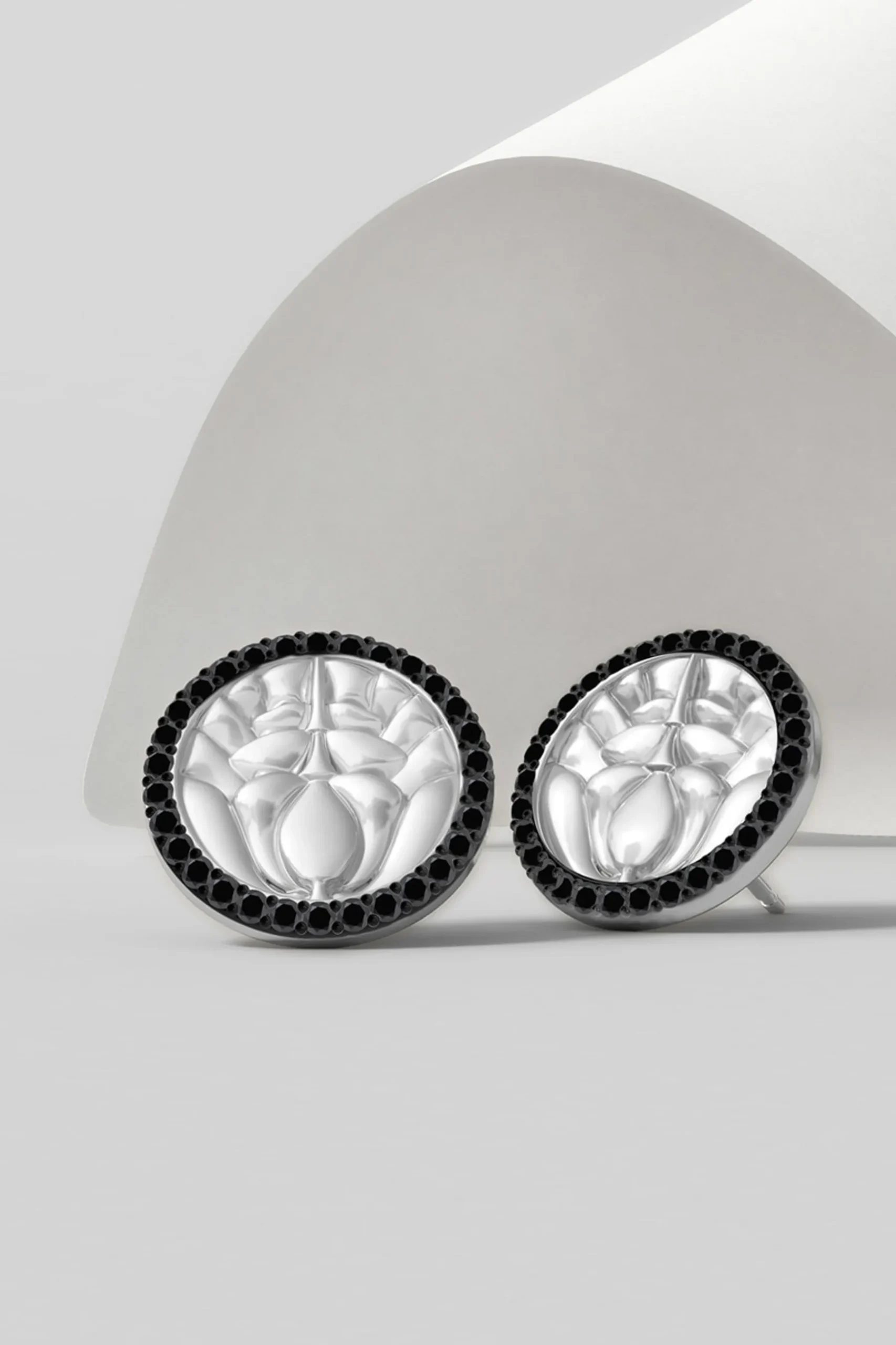 Natori Earrings|Kamon-Kamon 14k Diamond Stud Earrings