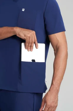 Natori Scrub Tops-Men's 3-Pocket V-Neck Scrub Top