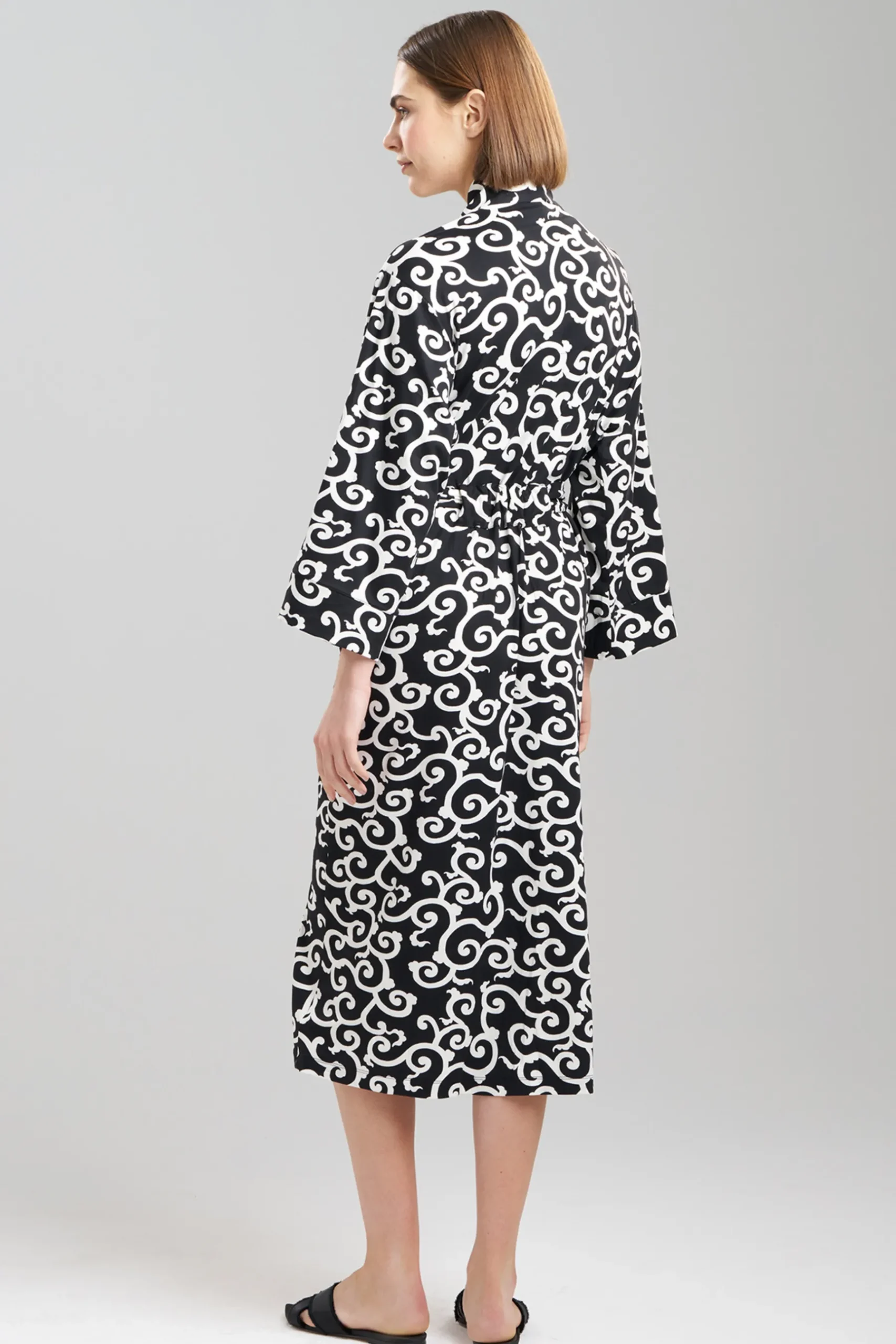 Natori Robes & Kimonos-Ottoman Scroll Robe