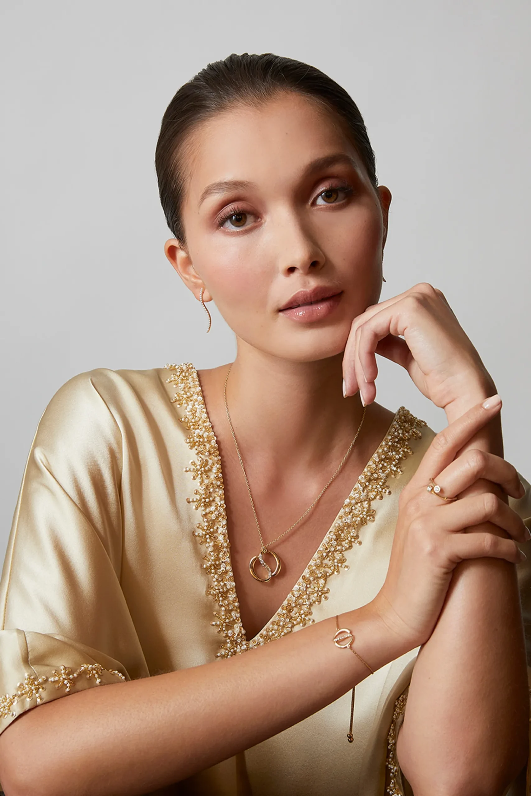 Natori Earrings|Shangri-La-Shangri-La Brushstroke 14k Gold And Diamond Medium Stud Earrings