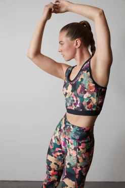 Natori Tops|Athleisure-Solstice V-Cropped Top