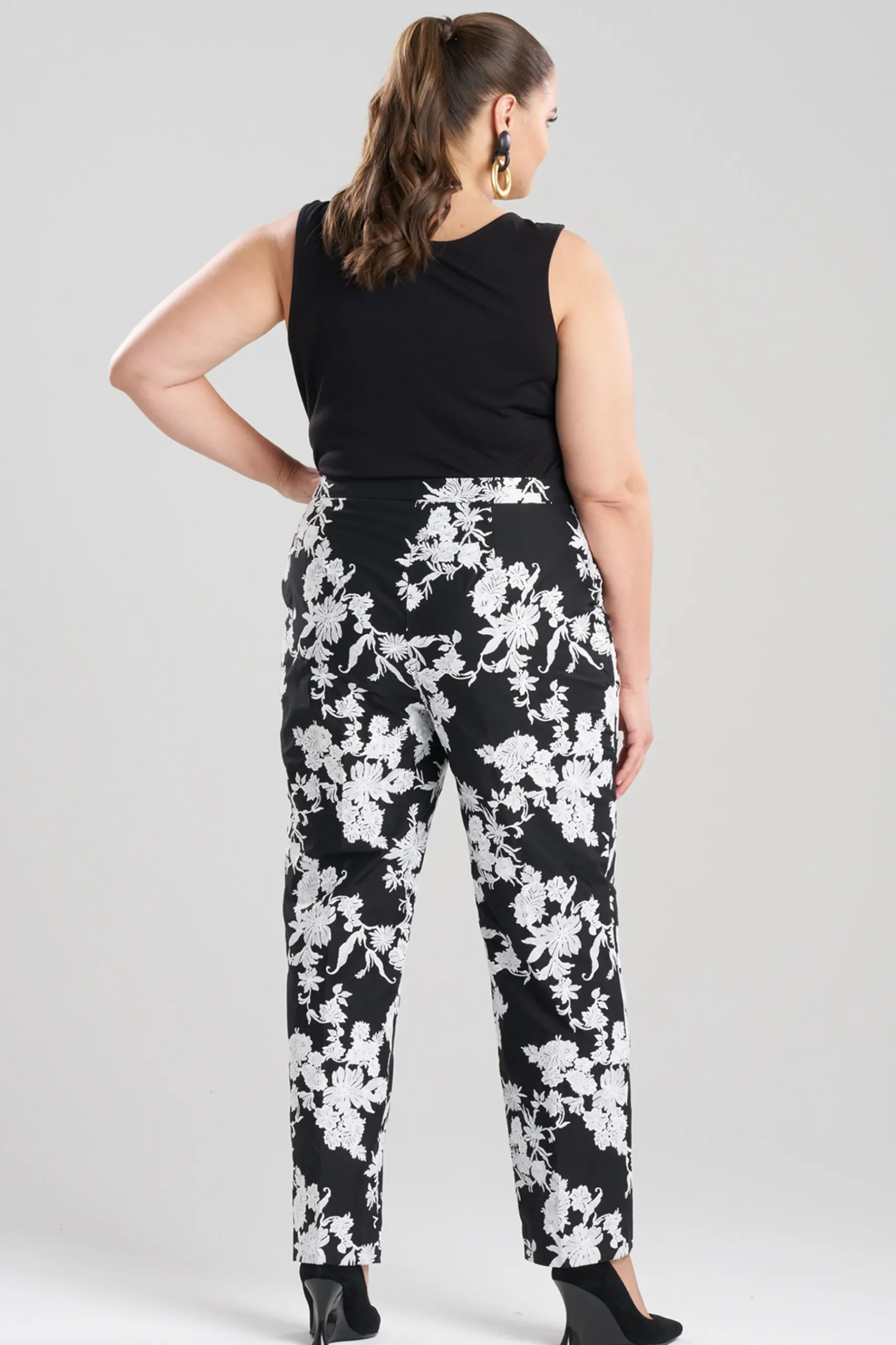 Natori Pants, Skirts & Shorts-Tangier Embroidered Cotton Tapered Pants